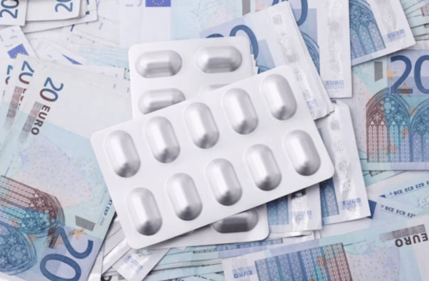 What Actually Changes When You Choose Expatriate Health Insurance Over Travel Insurance