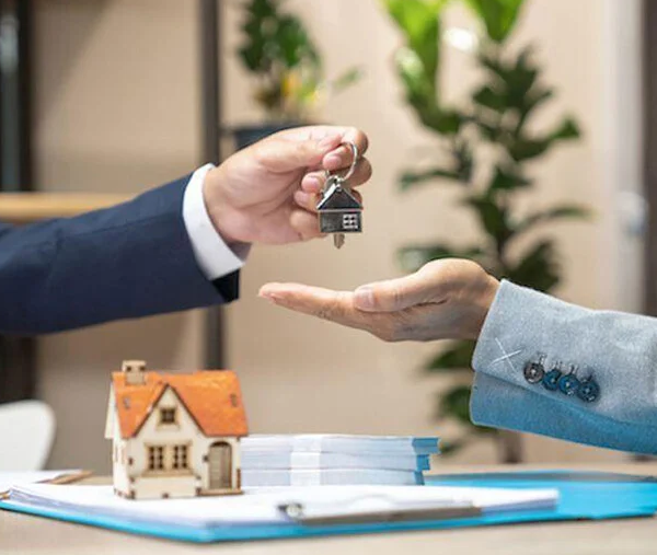 How a Property Buyers Agent Can Simplify Your Home Purchase