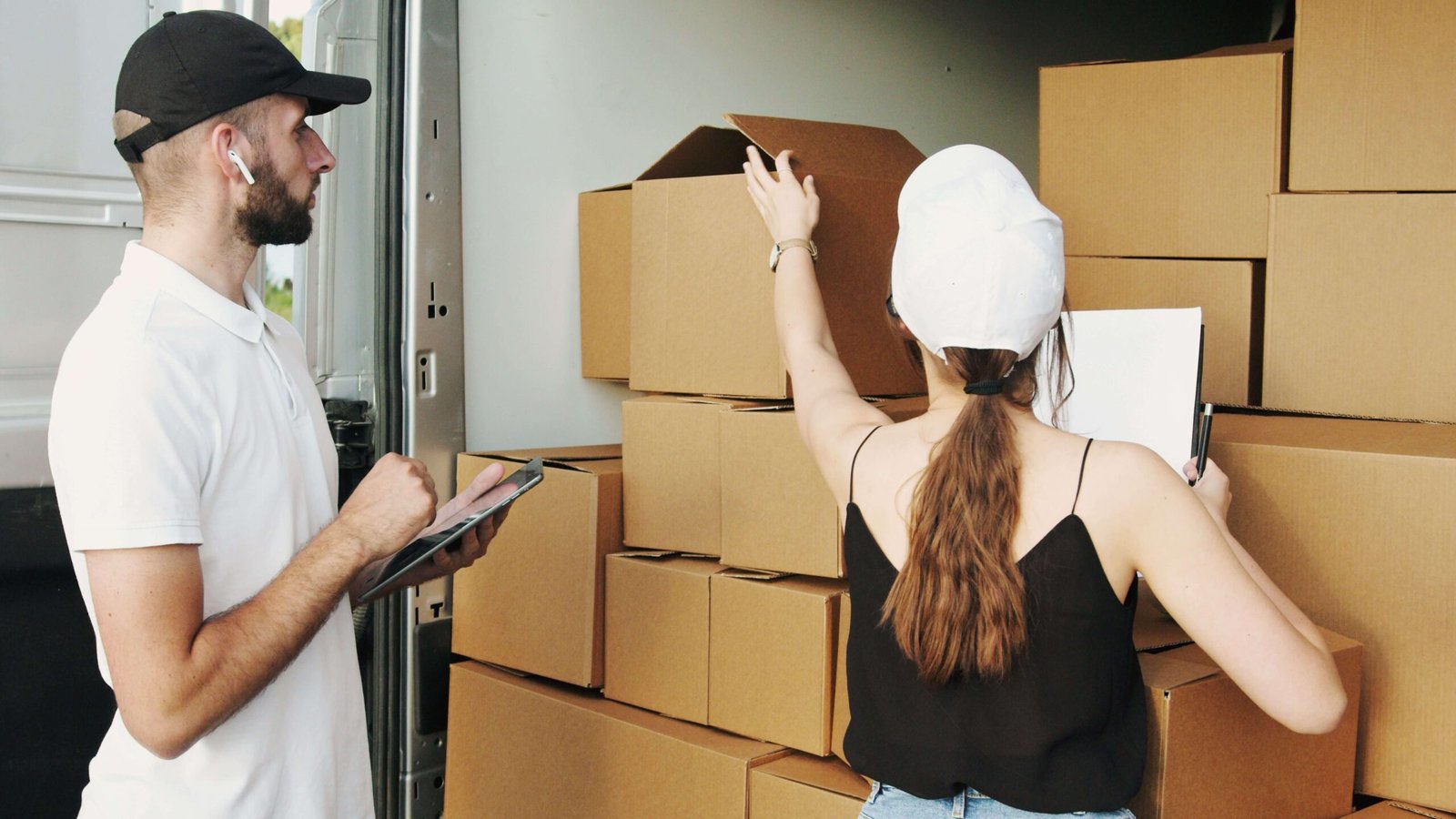 Why Hiring Local Ballarat Removalists Can Save You Time and Money